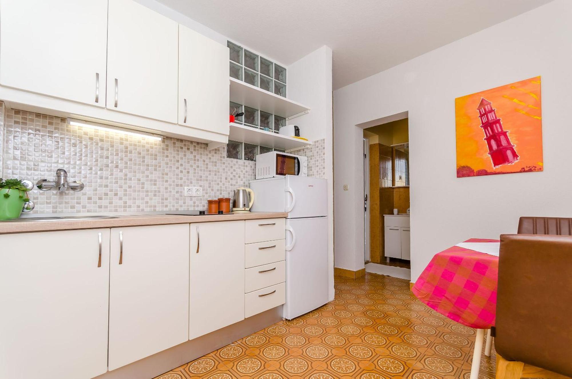 Apartments And Rooms Darinka Vrboska Exterior photo