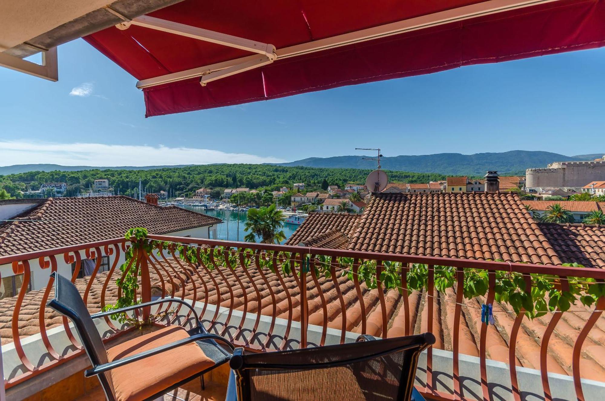 Apartments And Rooms Darinka Vrboska Exterior photo